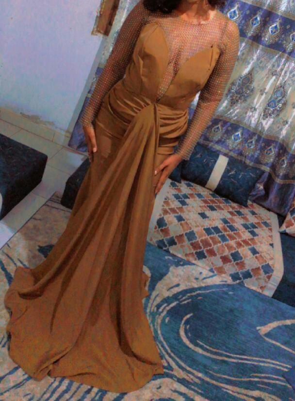 Robe tulle perlée et soi - taille L
