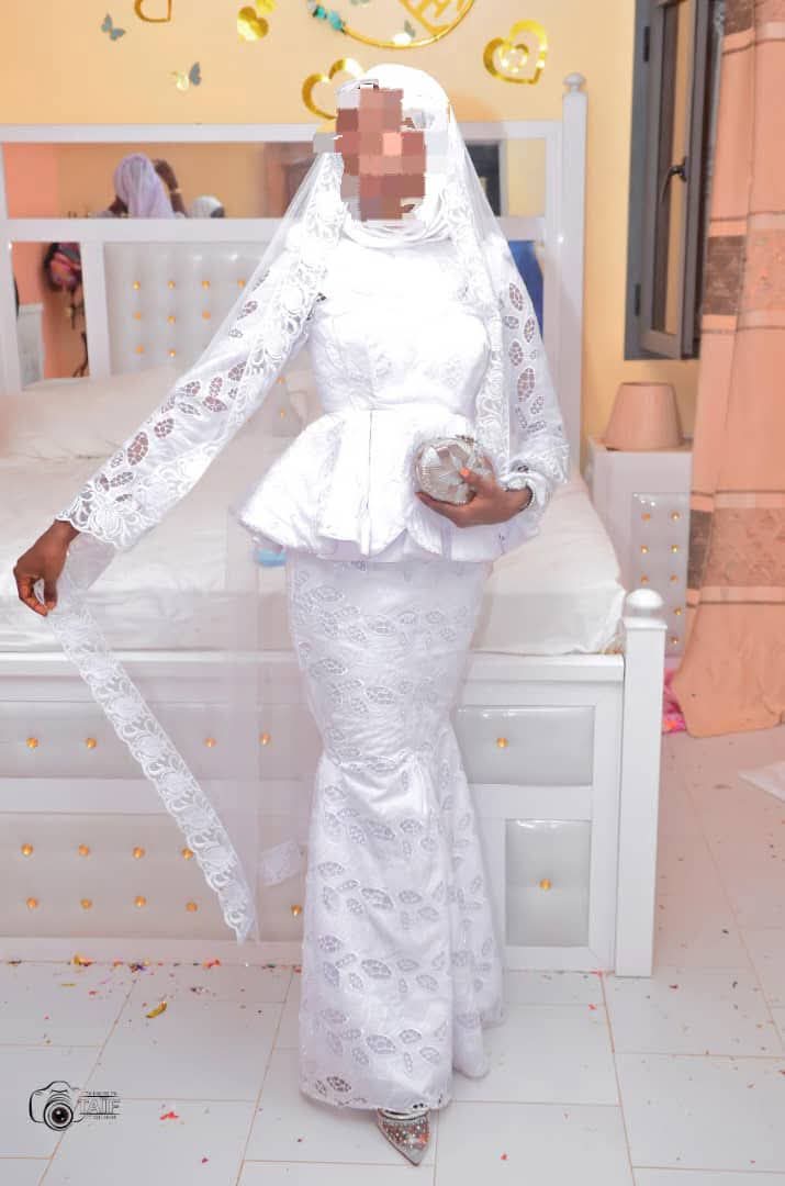 Taille basse blanc - M fort ou L - Cite Batrain