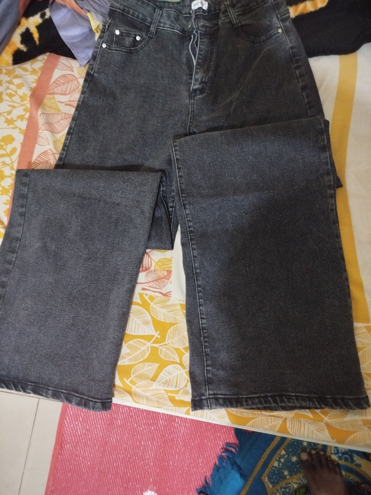 Jean noir Zara - 32 - Ngor