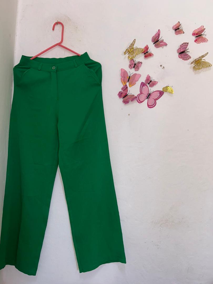 Lot de 2 pantalons - taille S/M - Saint louis / dakar